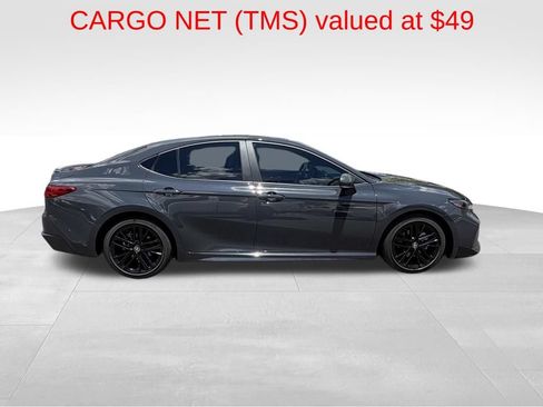 Used 2025 Toyota Camry SE w/ Convenience Package FWD image 9