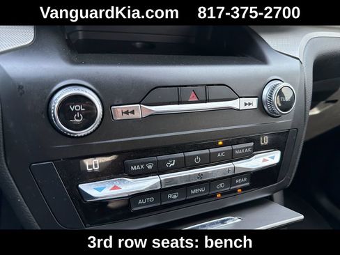 Used 2020 Ford Explorer XLT RWD image 20
