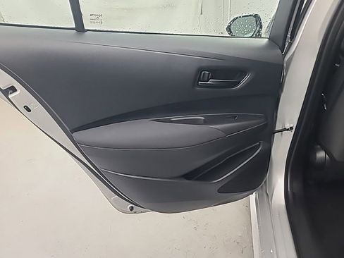 Used 2025 Toyota Corolla LE image 20