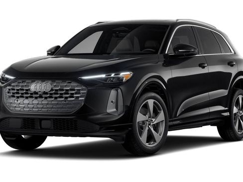 Used 2025 Audi Q5 Premium Plus w/ Premium Plus AWD/4WD image 1