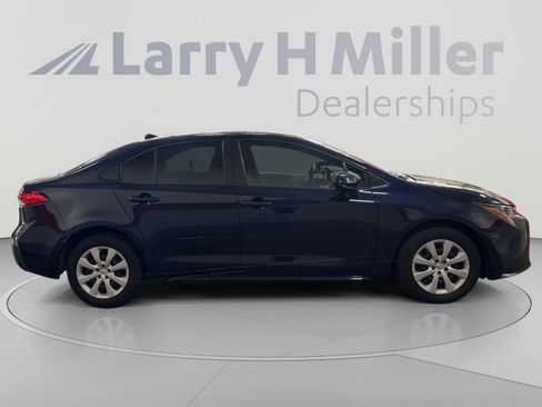 Used 2026 Toyota Corolla LE FWD image 6