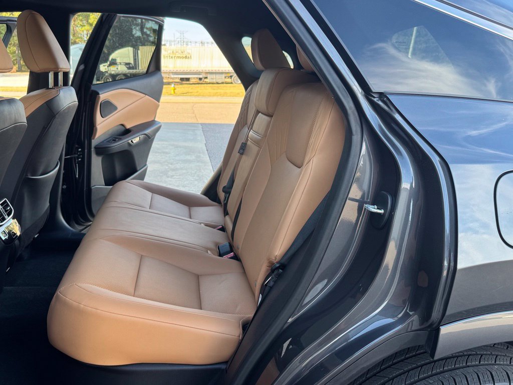 Used 2025 Lexus RX 350 FWD image 33