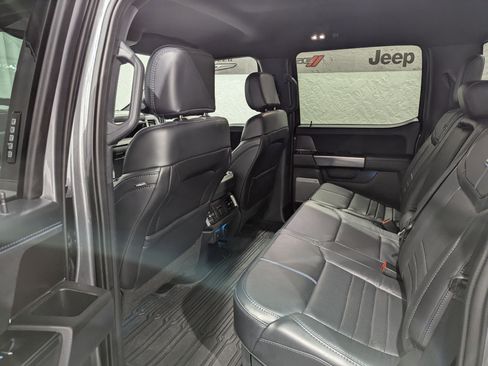 Used 2024 Ford F150 Platinum image 11