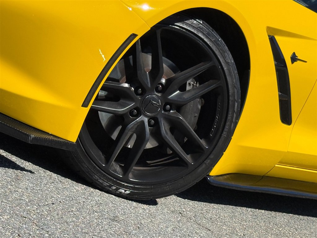 Used 2014 Chevrolet Corvette Stingray Coupe w/ 3LT Preferred Equipment Group RWD image 9