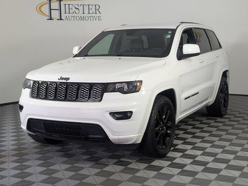 Certified 2021 Jeep Grand Cherokee Laredo X RWD image 4