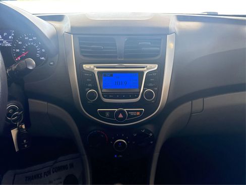Used 2014 Hyundai Accent GS FWD image 14