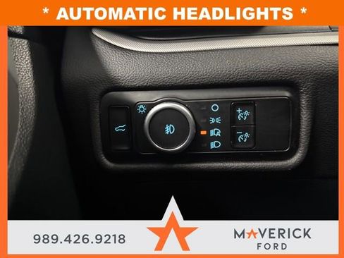 Used 2024 Ford Explorer XLT w/ Equipment Group 202A AWD/4WD image 24
