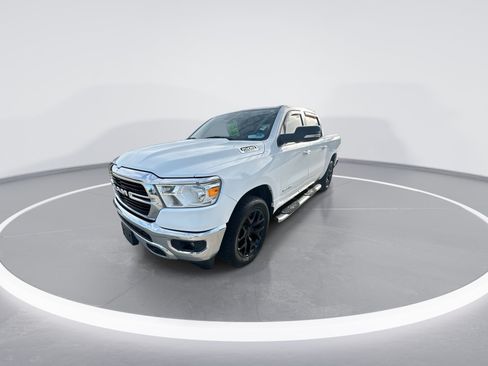 Used 2019 RAM 1500 Big Horn AWD/4WD image 4