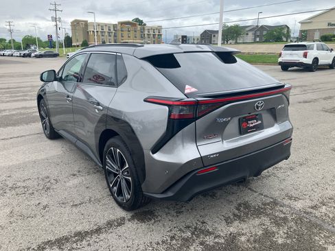 Used 2025 Toyota bZ4X FWD w/ Weather Package image 5