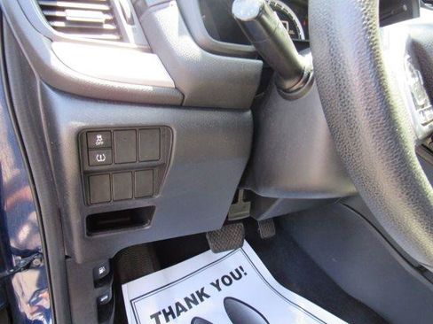 Used 2019 Honda CR-V LX image 29
