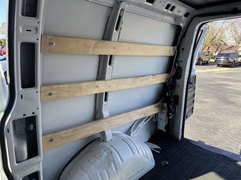 Used 2024 Chevrolet Express 2500 w/ Driver Convenience Package image 13