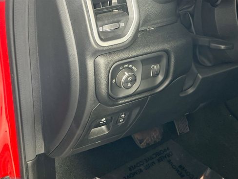 Used 2022 RAM 1500 Big Horn image 10