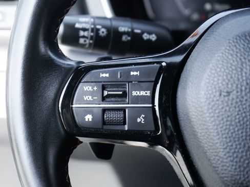 Used 2023 Honda Pilot Sport image 21