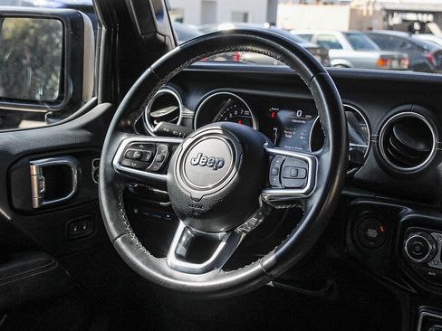 Used 2021 Jeep Wrangler Unlimited Sahara w/ Safety Group image 15