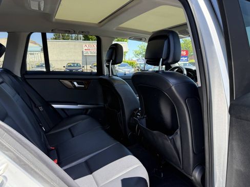 Used 2013 Mercedes-Benz GLK 350 4MATIC image 12