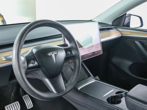 Used 2023 Tesla Model Y Performance AWD/4WD image 20