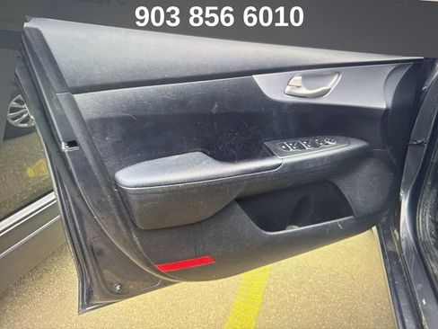 Used 2024 Kia Forte LX image 15