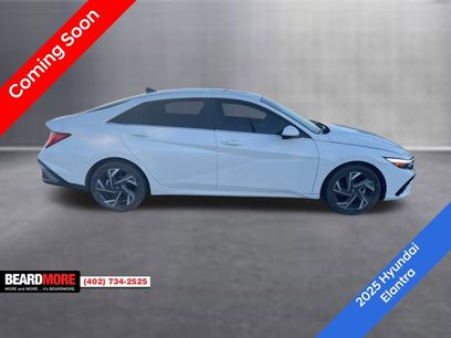 Used 2025 Hyundai Elantra SEL