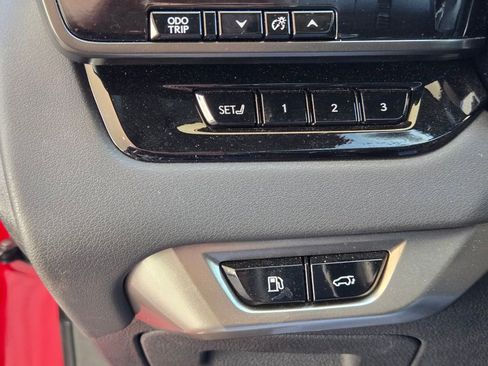 Used 2023 Lexus RX 350 w/ Cold Area Package image 29