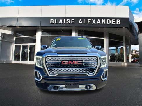 Used 2021 GMC Sierra 1500 Denali w/ Technology Package AWD/4WD image 10