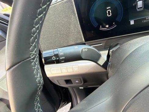 Used 2026 Hyundai Kona SEL Sport FWD image 29