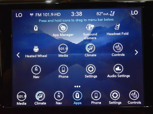 Used 2020 Chrysler Pacifica Limited FWD image 26