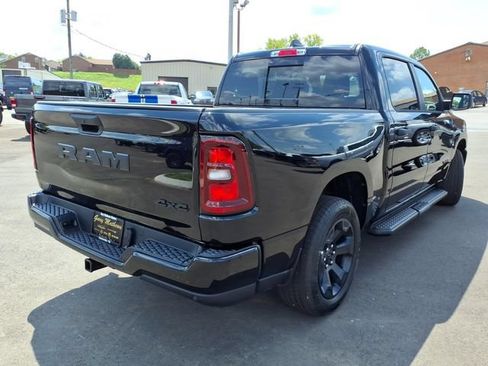 New 2026 RAM 1500 Express AWD/4WD image 3