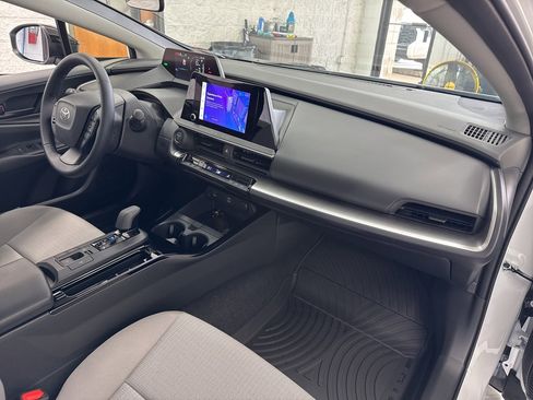 Certified 2026 Toyota Prius LE image 45