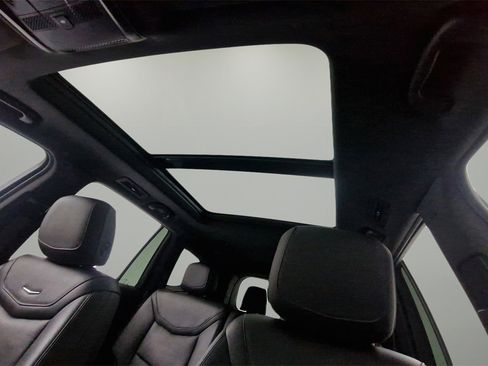 Used 2020 Cadillac XT6 Premium Luxury image 25