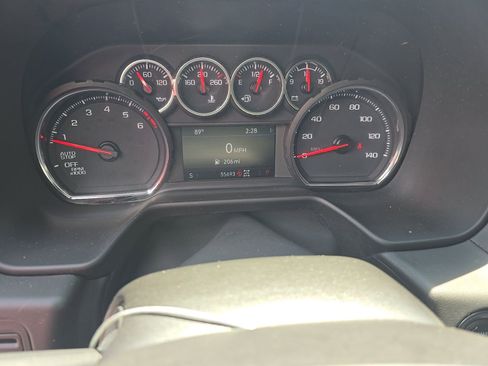 Used 2021 Chevrolet Suburban LS AWD/4WD image 8