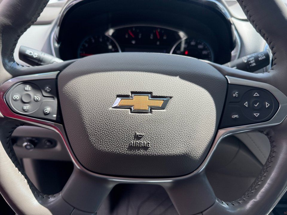 Used 2021 Chevrolet Traverse Premier AWD/4WD image 37