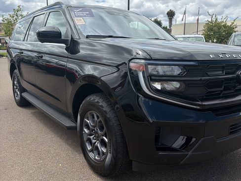 Used 2025 Ford Expedition Max Active RWD image 7