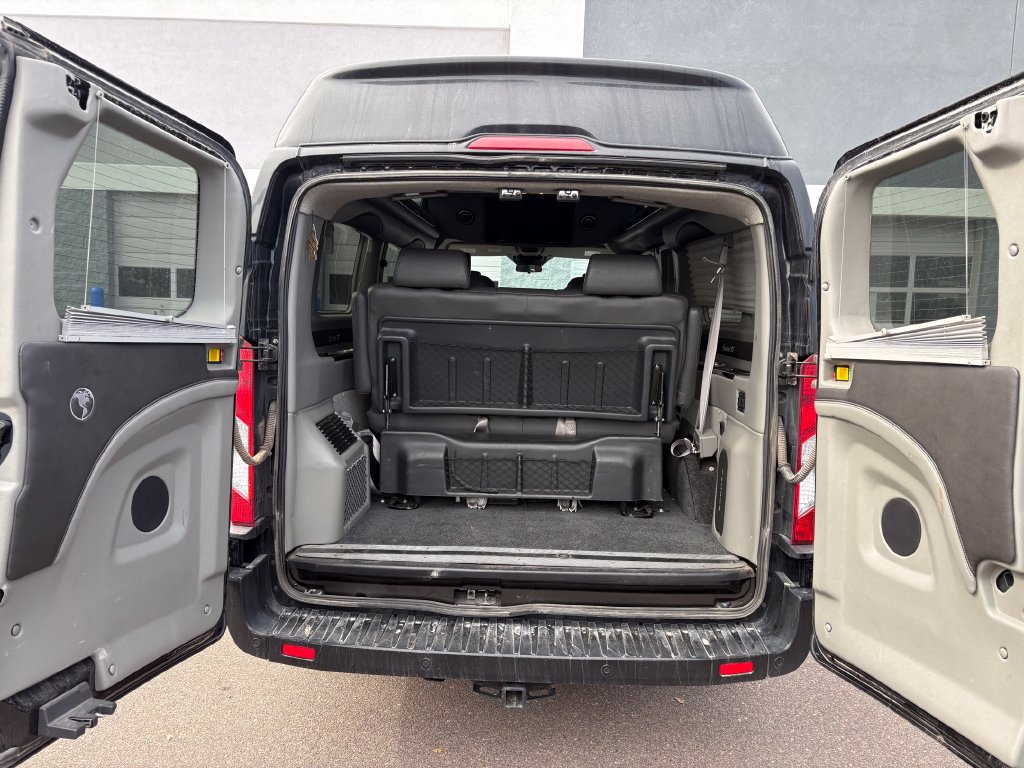 Used 2020 Ford Transit 150 Low Roof AWD w/ Exterior Upgrade Package image 26