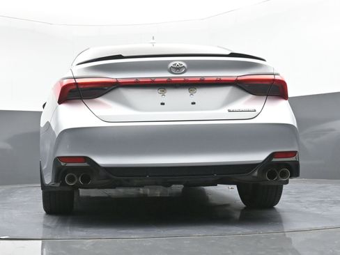 Used 2022 Toyota Avalon Touring image 33