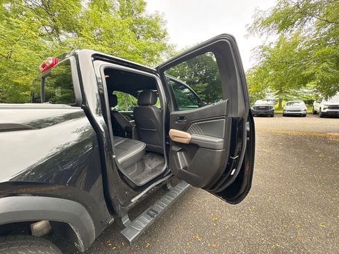 Used 2024 GMC Canyon Denali w/ LPO, Denali Black Edition AWD/4WD image 28