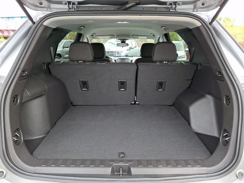 Used 2024 Chevrolet Equinox LS w/ LS Convenience Package FWD image 29