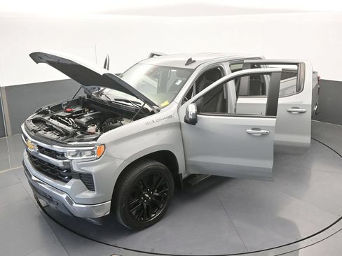 Used 2024 Chevrolet Silverado 1500 LT RWD image 68