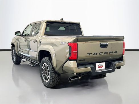 New 2025 Toyota Tacoma TRD Sport image 6
