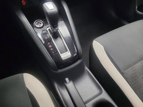 Used 2021 Nissan Versa SV image 26