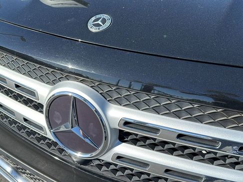 Used 2021 Mercedes-Benz GLB 250 image 9