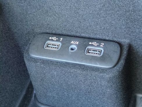 Used 2023 Dodge Charger SXT RWD image 19