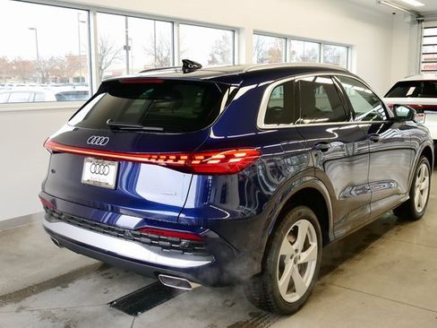 New 2025 Audi Q5 Premium Plus image 6