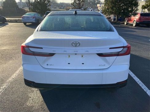 Used 2025 Toyota Camry XLE image 6