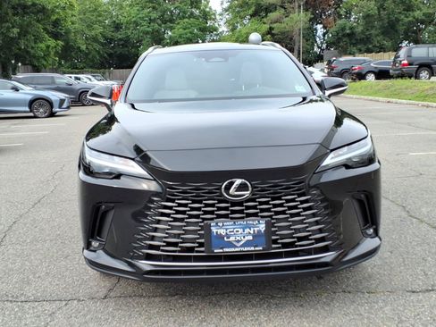 Used 2023 Lexus RX 350 Premium w/ Accessory Package AWD/4WD image 2
