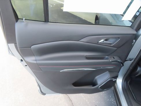 New 2026 Chevrolet Traverse RS w/ LPO, Floor Liner Package image 28