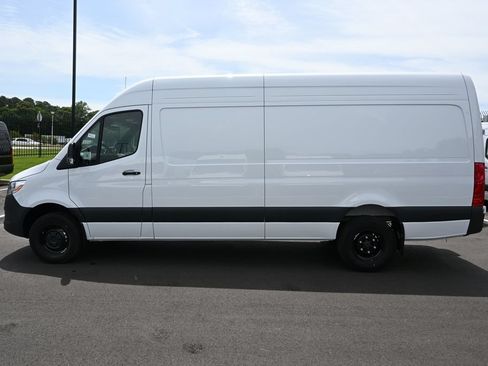 Used 2026 Mercedes-Benz Sprinter 3500 image 3