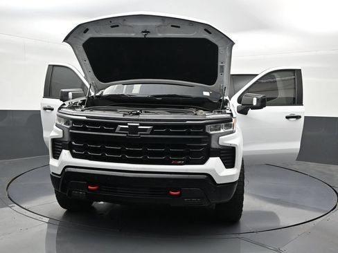 Used 2024 Chevrolet Silverado 1500 LT Trail Boss w/ LT Trail Boss Premium Package AWD/4WD image 37