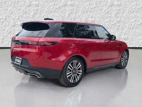 Used 2024 Land Rover Range Rover Sport SE AWD/4WD image 3