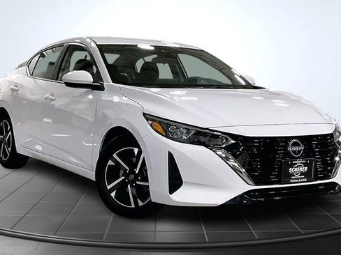 Used 2024 Nissan Sentra SV image 12