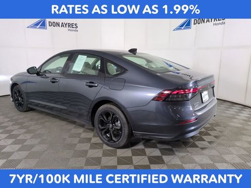 Certified 2025 Honda Accord SE image 3